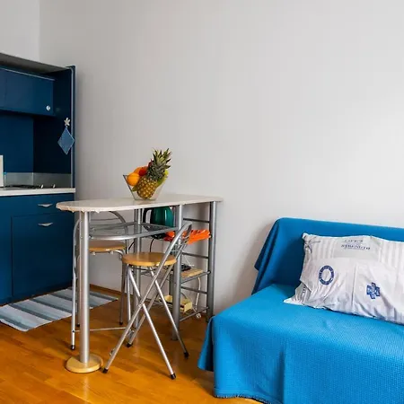 Charming Center Apartment